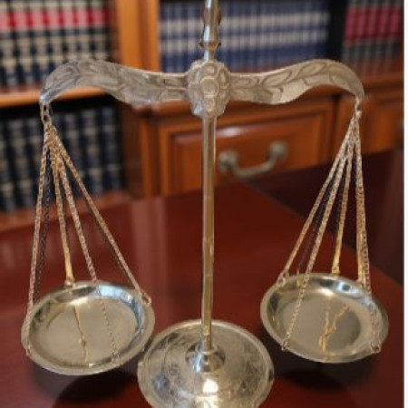 Golden brass balance scales/পিতলের দাঁড়িপাল্লা শোপিস 10 inch